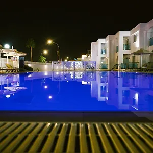 Hotel apartamentowy Kaos **