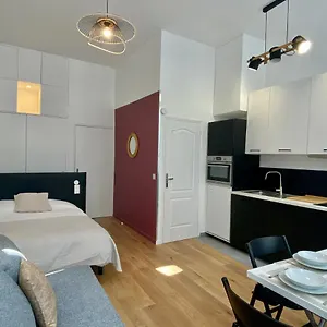 Apartment Aboukir 2 Paris