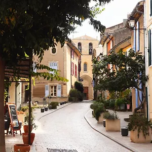 Otel La Dame Jeanne, Cucuron