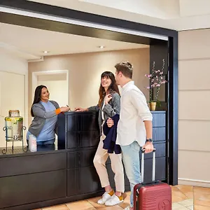 Adagio Access Garibaldi ** Ницца