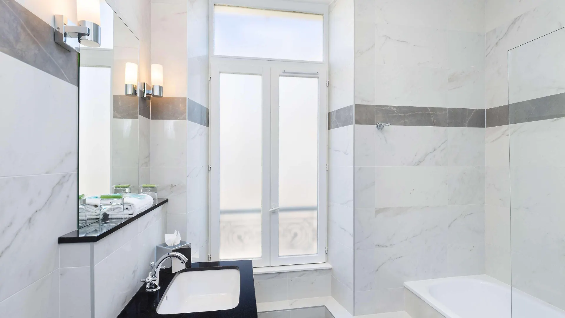 The Jay Hotel By Happyculture Nice France